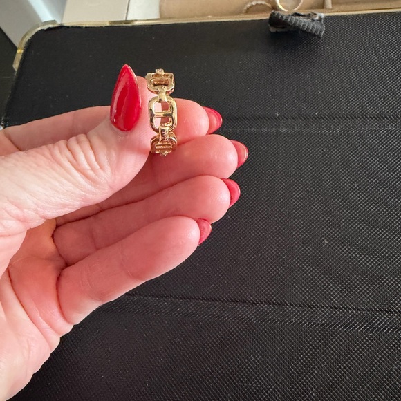 Elegant Gold Chain Link Ring